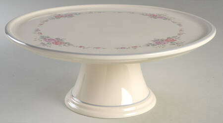 Trousseau 11" Diameter Pedestal Cake Stand