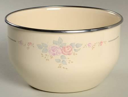 Trousseau 7" Metal Bowl