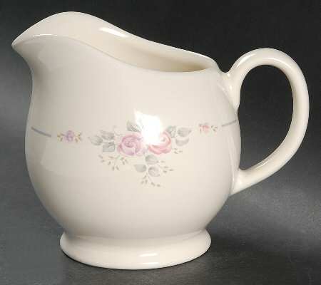 Trousseau Large Gravy Boat/Pitcher