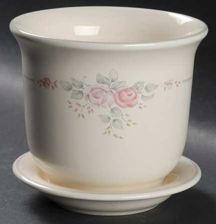 Trousseau 4" Flower Pot with Underplate