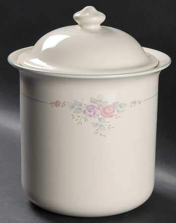 Trousseau Large Canister & Lid