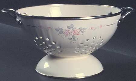 Trousseau Metal Colander