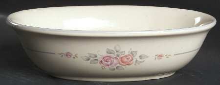 Trousseau 8" Oval Vegetable Bowl