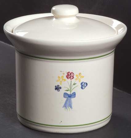 Vickie Hanson Medium Canister & Lid