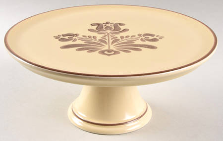 Village (Made in USA) 9" Diameter Pedestal Cake Stand