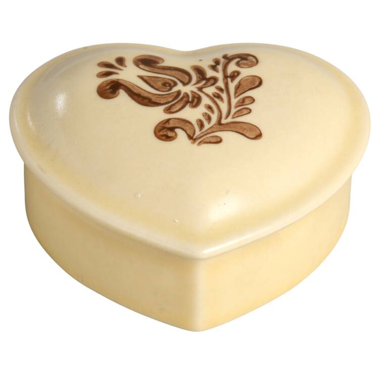 Village (Made in USA) Heart Shape Box & Lid