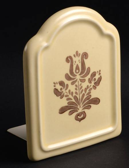 Village (Made in USA) Single China Bookend