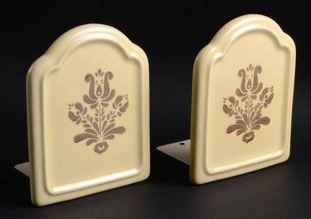 Village (Made in USA) China Bookend - Set of 2