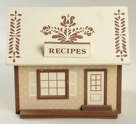 Village (Made in USA) Wood House Recipe Box & Lid