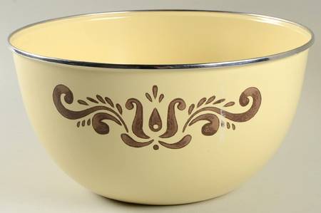 Village (Made in USA) 9 5/8" Metal Bowl