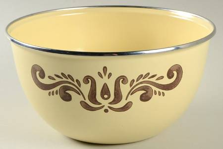 Village (Made in USA) 7 1/4" Metal Bowl