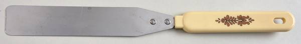 Village (Made in USA) Pastry Server with Stainless Blade