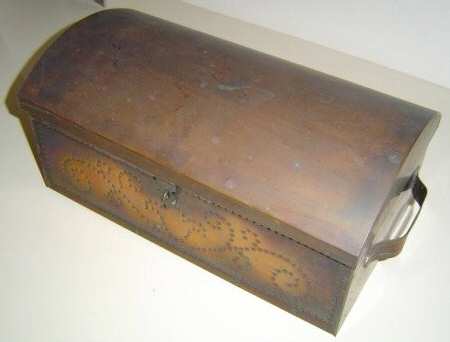Village (Made in USA) Metal Hinged Deed Box