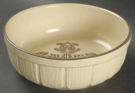Village (Made in USA) 7" 1 Quart Harvest Bowl