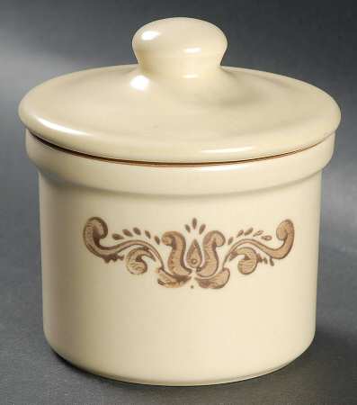Village (Made in USA) Mini Canister & Lid
