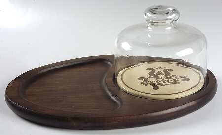 Village (Made in USA) Oval Wood Cheeseboard W/Dome