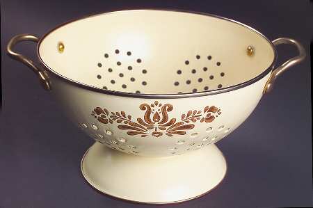Village (Made in USA) Metal Colander