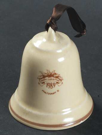 Village (Made in USA) 1989 Collector Bell