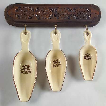 Village (Made in USA) (3 Piece) Scoop Set with Wood and Copper Rack