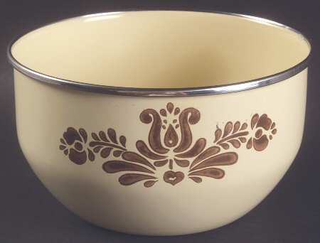Village (Made in USA) 6 7/8" Metal Bowl