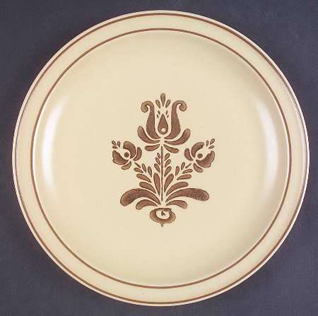 Village (Made in USA) Commemorative Dinner Plate