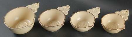 Village (Made in USA) (4 Piece) Measuring Cup Set with Spouts