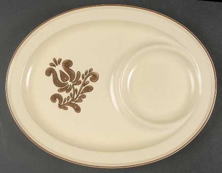 Village (Made in USA) Oval Snack Tray