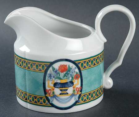 Vivaldi Creamer