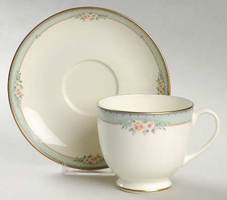 Whitney Footed Cup & Saucer Set
