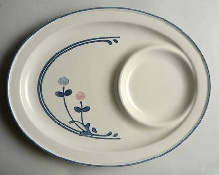 Windsong Oval Snack Tray
