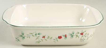 Winterberry 8" Square Baker