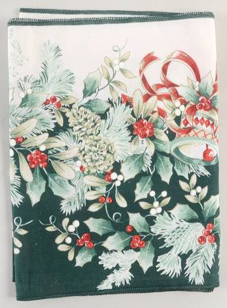 Winterberry Table Runner-Cloth 12" X 72"