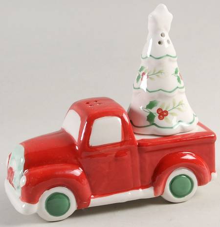 Winterberry Figural Salt & Pepper Set