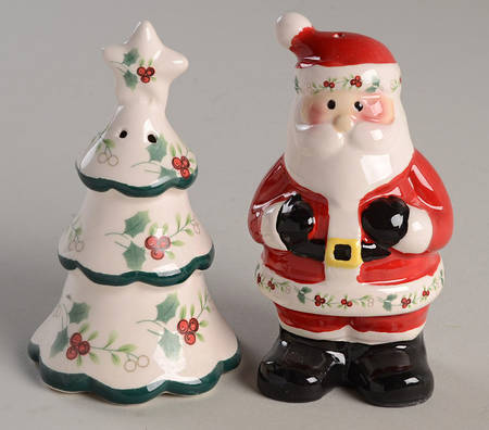 Winterberry Figural Salt & Pepper Set