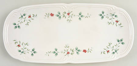 Winterberry 16" Rectangular Serving Platter