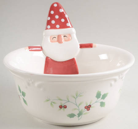 Winterberry Figural Bowl