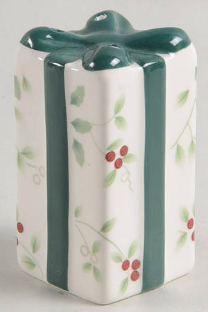 Winterberry Figural Pepper Shaker