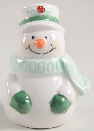Winterberry Figural Pepper Shaker