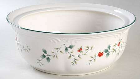 Winterberry 2.25 Qt Round Casserole No Lid