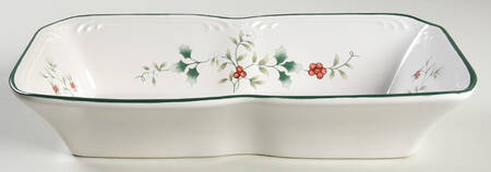 Winterberry Sleigh Chip & Dip-Rectangular Chip Bowl Only