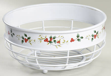Winterberry Metal Bread Basket