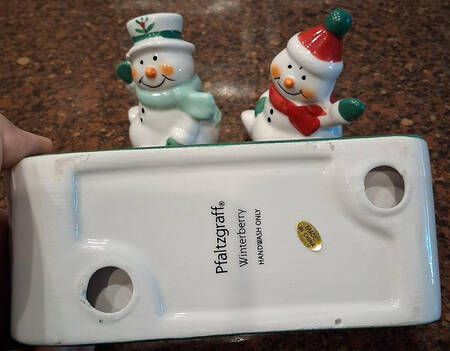 Winterberry Figural Pepper Shaker
