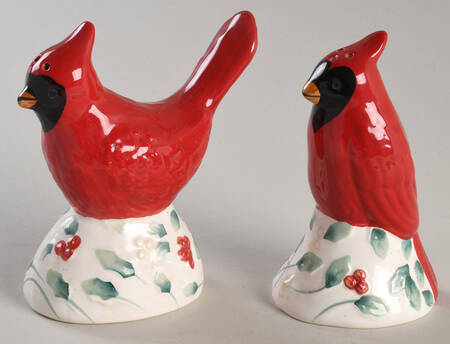 Winterberry Figural Salt & Pepper Set