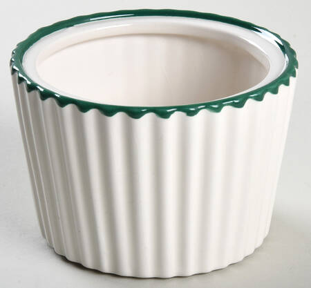 Winterberry Figural Candy Box No Lid