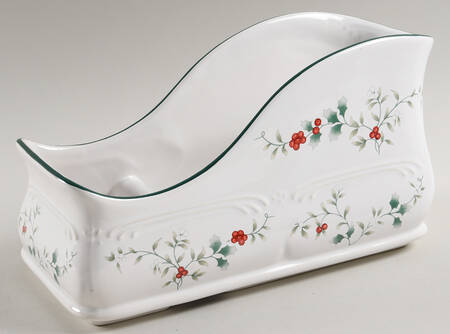 Winterberry Centerpiece No Stand