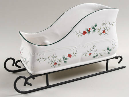 Winterberry Centerpiece & Stand