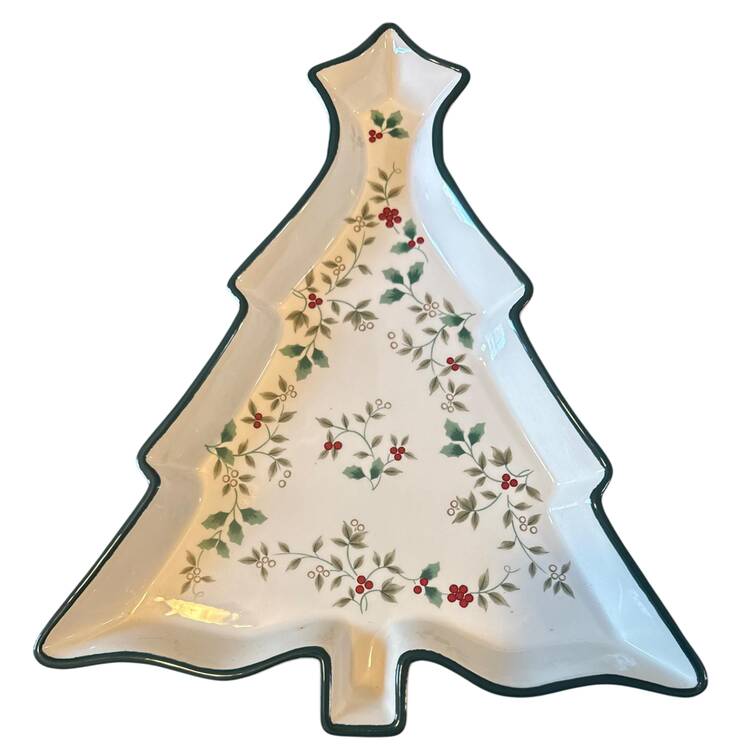 Winterberry 14" Tree Shaped Platter