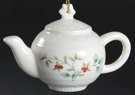 Winterberry Mini Ornament