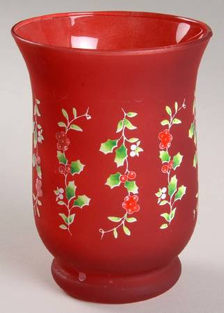 Winterberry 1 Piece Glassware Hurricane Lamp