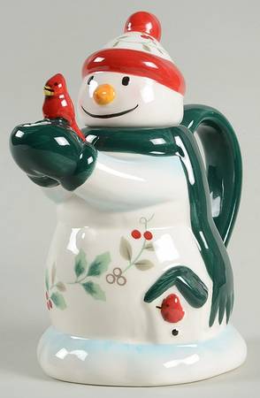 Winterberry Figural Creamer & Lid